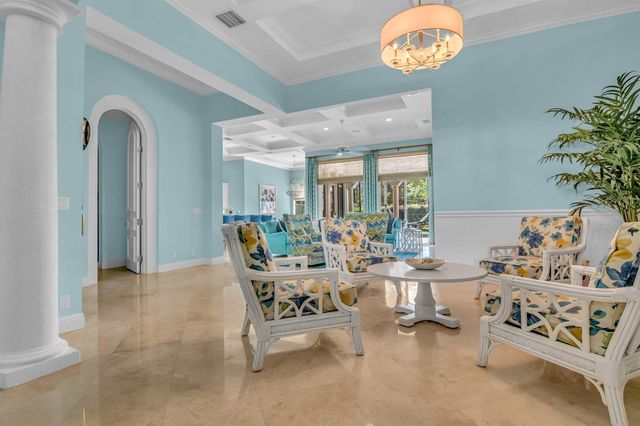 11202 Orange Hibiscus Lane, Palm Beach Gardens, FL 33418