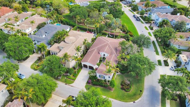 11202 Orange Hibiscus Lane, Palm Beach Gardens, FL 33418