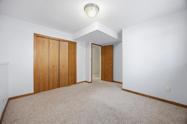 2853 26th Street Circle S, Moorhead, MN 56560