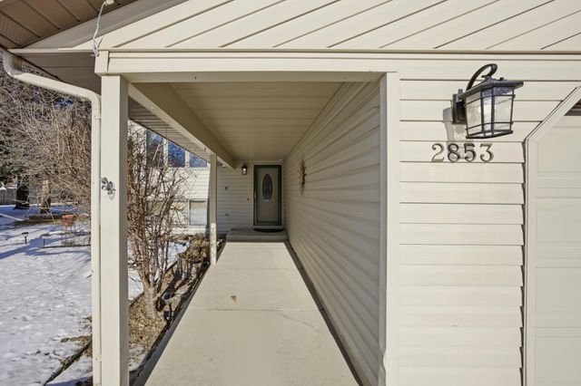 2853 26th Street Circle S, Moorhead, MN 56560