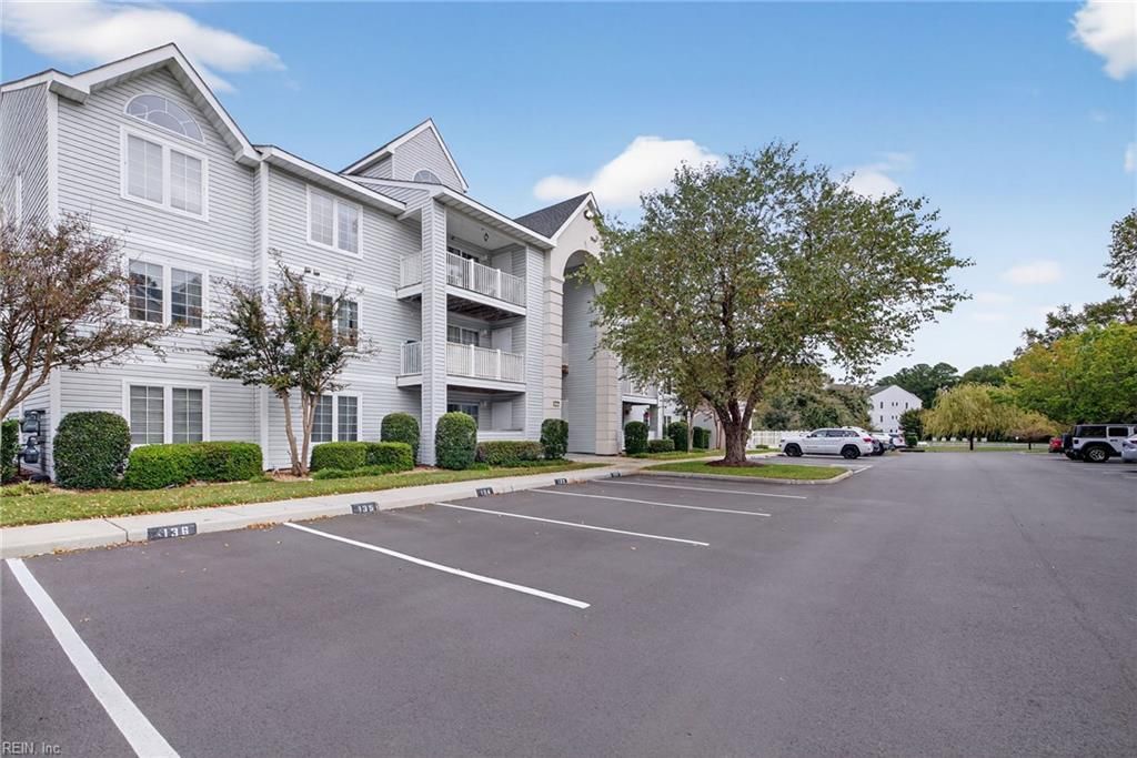 917 Charnell Dr Apt 102, Virginia Beach, VA 23451