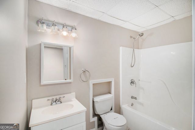 1085 Crown River Parkway, Mcdonough, GA 30252