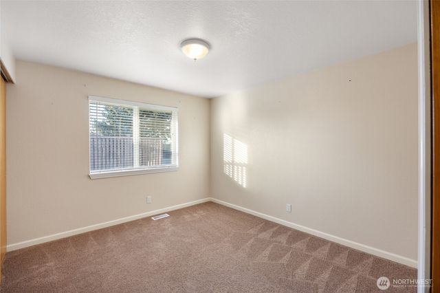 2214 S Belair Drive, Moses Lake, WA 98837