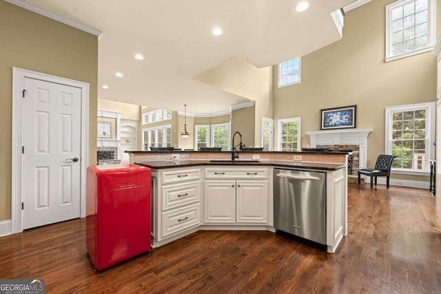 1068 Windermere Crossing, Cumming, GA 30041