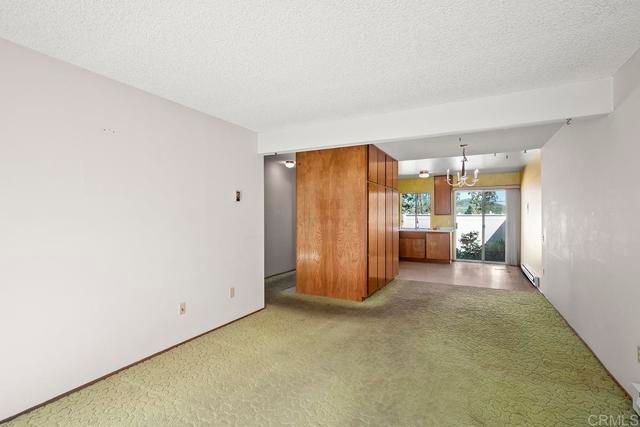 8750 Wahl Street, Santee, CA 92071