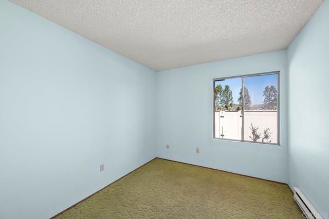 8750 Wahl Street, Santee, CA 92071