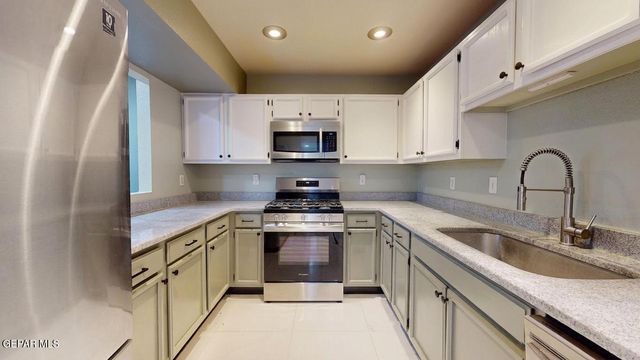 12516 TIERRA PADRE Lane, El Paso, TX 79938