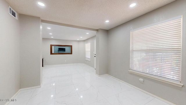 12516 TIERRA PADRE Lane, El Paso, TX 79938