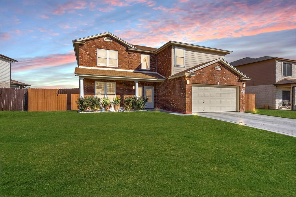 1911 Schorn DR, Killeen, TX 76542