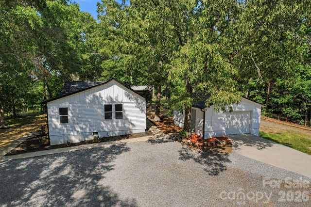 408 Birmingham Lane, Monroe, NC 28110