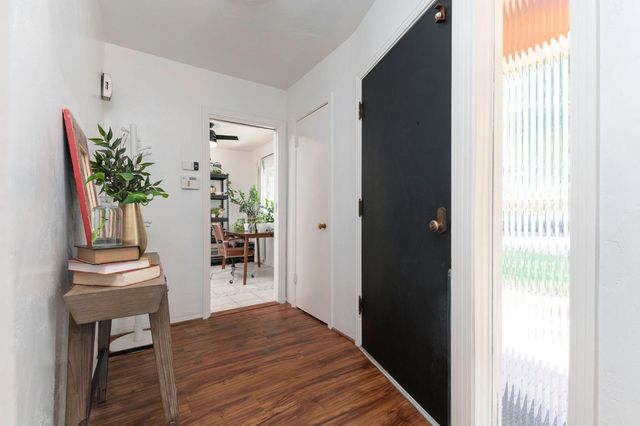 1305 Glenwood Dr, Modesto, CA 95350