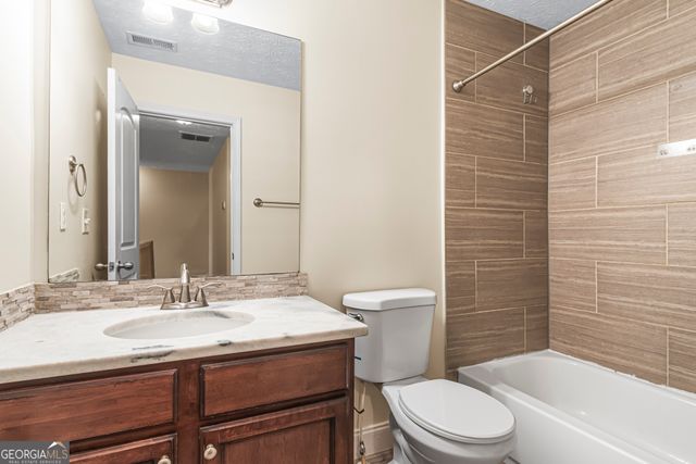 234 Greenview Lane, Lawrenceville, GA 30046