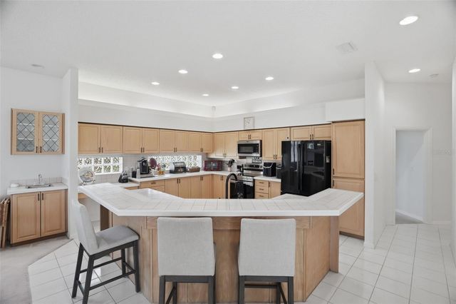 3166 STERLING STREET, Tarpon Springs, FL 34688