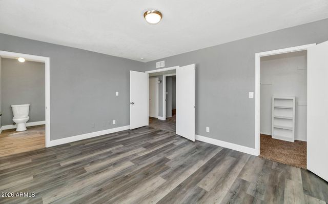 4017 W GROVERS Avenue, Glendale, AZ 85308