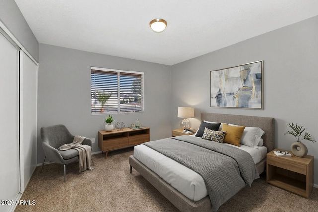 4017 W GROVERS Avenue, Glendale, AZ 85308