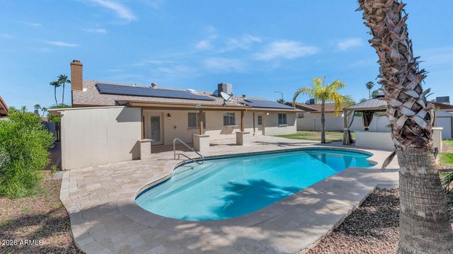 4017 W GROVERS Avenue, Glendale, AZ 85308