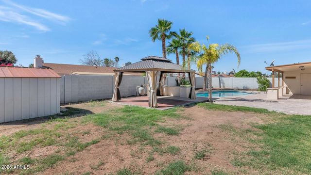 4017 W GROVERS Avenue, Glendale, AZ 85308