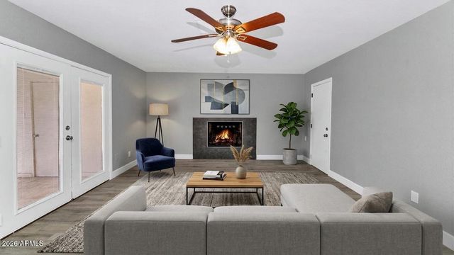 4017 W GROVERS Avenue, Glendale, AZ 85308