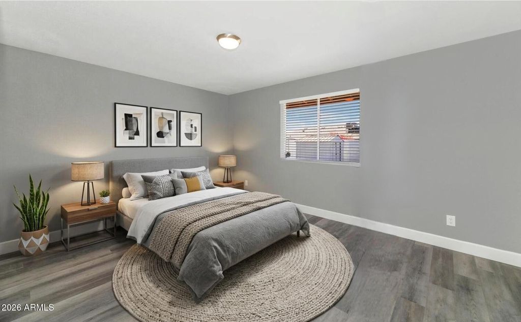 Image 18 of property listing at 4017 W GROVERS Avenue, Glendale, AZ 85308