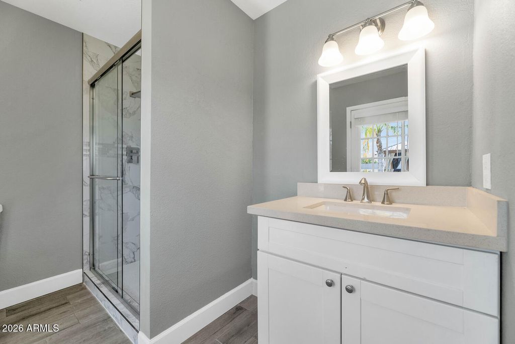 Image 21 of property listing at 4017 W GROVERS Avenue, Glendale, AZ 85308