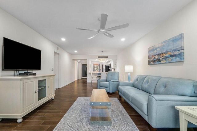 508 Brackenwood Place, Palm Beach Gardens, FL 33418