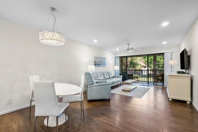 508 Brackenwood Place, Palm Beach Gardens, FL 33418