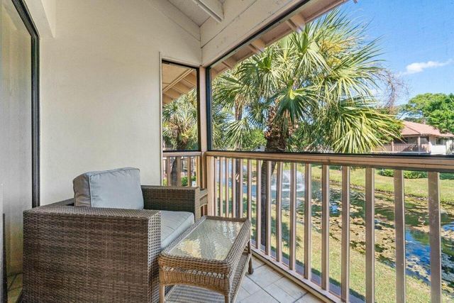 508 Brackenwood Place, Palm Beach Gardens, FL 33418