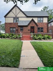 514-516 S 55th Street, Omaha, NE 68106