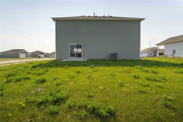 3451 10th Avenue SW, Altoona, IA 50009