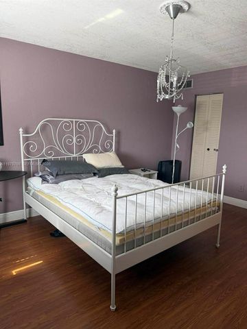 6936 SW 110th Ave, Miami, FL 33173