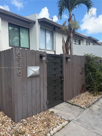 6936 SW 110th Ave, Miami, FL 33173