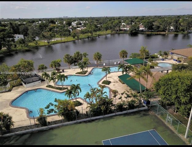 6936 SW 110th Ave, Miami, FL 33173