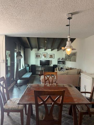 6936 SW 110th Ave, Miami, FL 33173