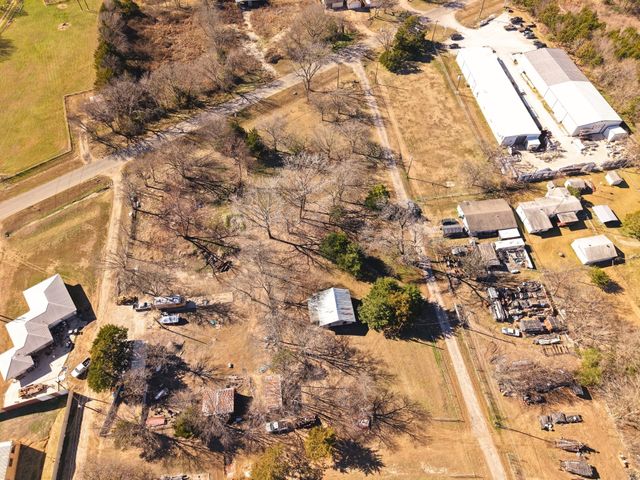 2517 S First Street, Sherman, TX 75090