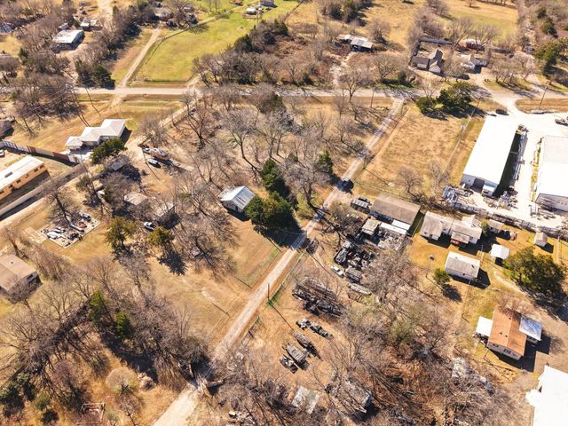 2517 S First Street, Sherman, TX 75090