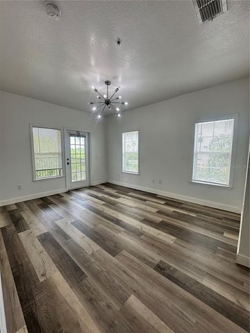 3713 CONROY ROAD 1932, Orlando, FL 32839