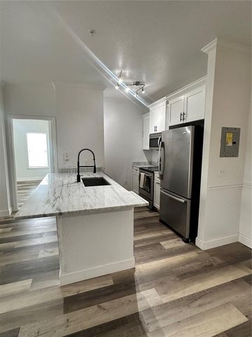 3713 CONROY ROAD 1932, Orlando, FL 32839