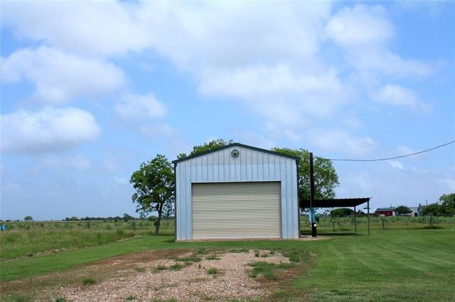 223 Baracuda Drive, Palacios, TX 77465
