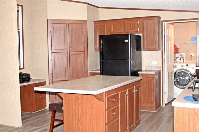 223 Baracuda Drive, Palacios, TX 77465