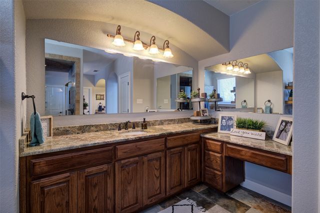 9199 FM 1810, Chico, TX 76431