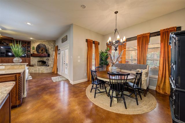 9199 FM 1810, Chico, TX 76431