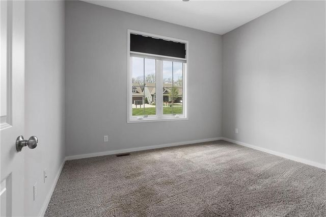 717 Riverwood Drive, Liberty, MO 64068