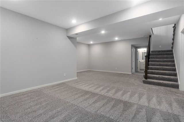 717 Riverwood Drive, Liberty, MO 64068