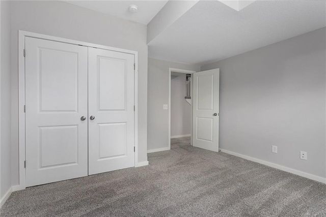 717 Riverwood Drive, Liberty, MO 64068