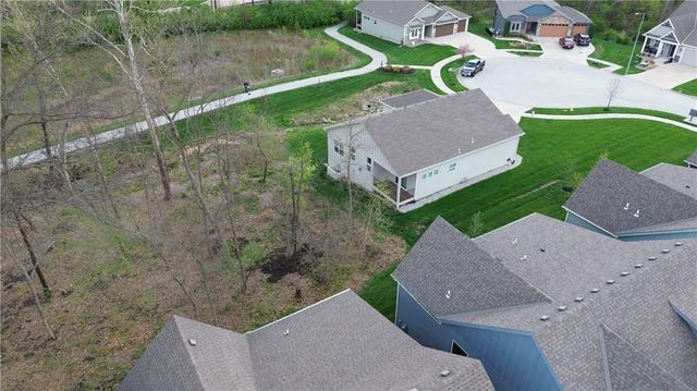 717 Riverwood Drive, Liberty, MO 64068