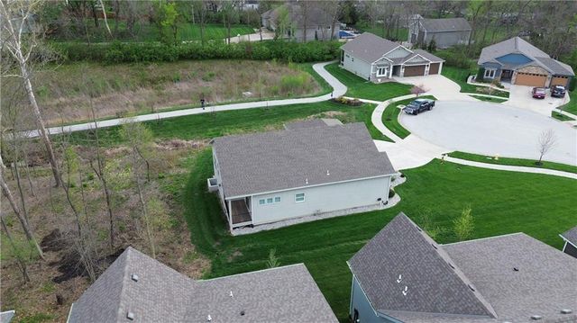 717 Riverwood Drive, Liberty, MO 64068
