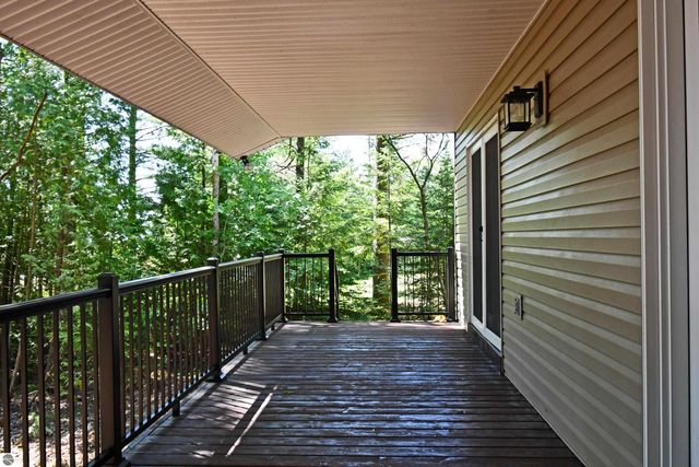 4927 S US-23, Greenbush, MI 48738