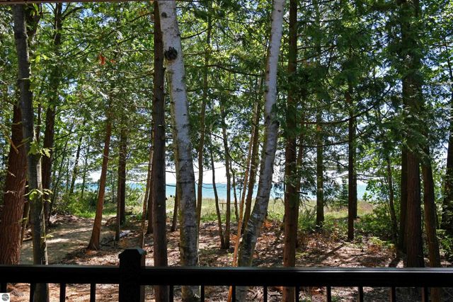 4927 S US-23, Greenbush, MI 48738