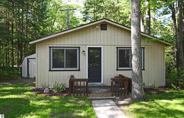 4927 S US-23, Greenbush, MI 48738