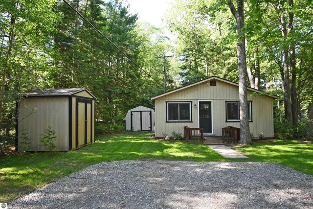 4927 S US-23, Greenbush, MI 48738